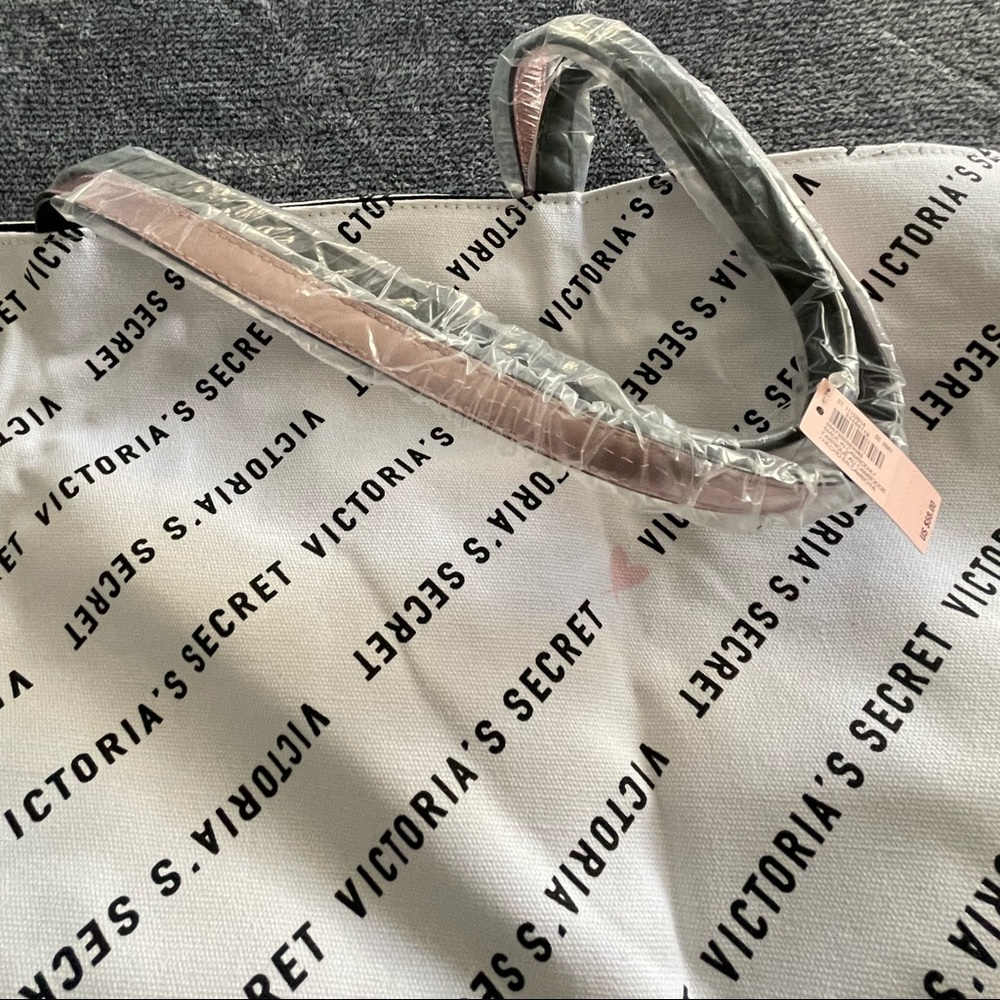 Victoria’s Secret Large Tote!